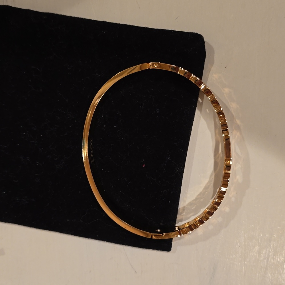 Gold Women's Bracelet With Dustbag - Picture 2 of 5
